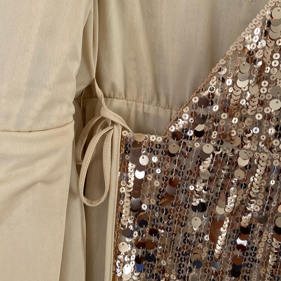 H&M Wrap Gold Sequin Dress - Picture 5 of 9